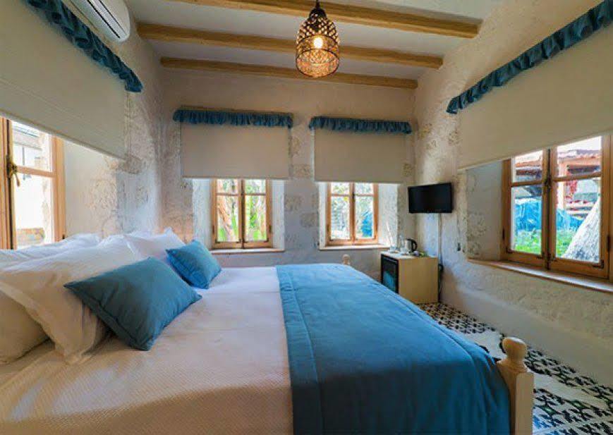 Zen Alacati Hotel Esterno foto